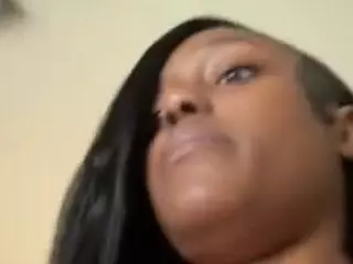 sapphireduh2's Live Sex Cam Show