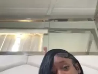 sapphireduh2's Live Sex Cam Show