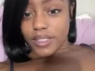 sapphireduh2's Live Sex Cam Show