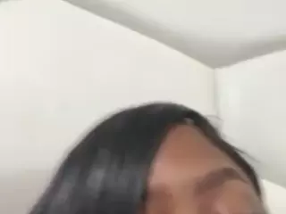 sapphireduh2's Live Sex Cam Show