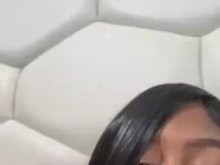 sapphireduh2's Live Sex Cam Show