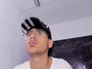 ABBYCHAD09's Live Sex Cam Show