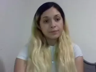 Babydxll's Live Sex Cam Show