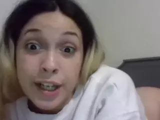 Babydxll's Live Sex Cam Show