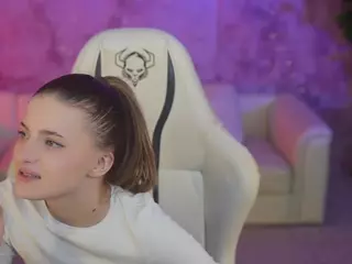 BrightDiamonds's Live Sex Cam Show