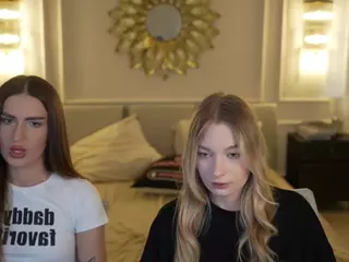 BrightDiamonds's Live Sex Cam Show