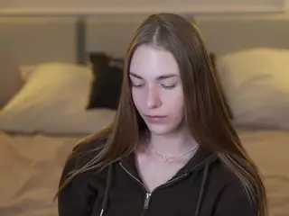 BrightDiamonds's Live Sex Cam Show