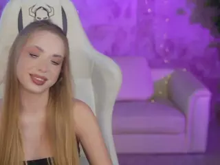 BrightDiamonds's Live Sex Cam Show