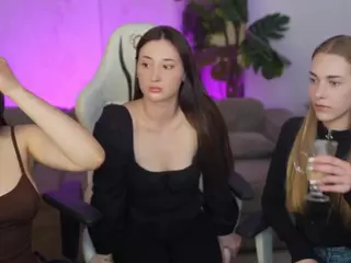 BrightDiamonds's Live Sex Cam Show