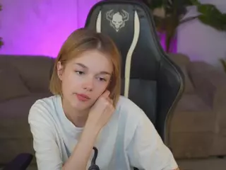 BrightDiamonds's Live Sex Cam Show