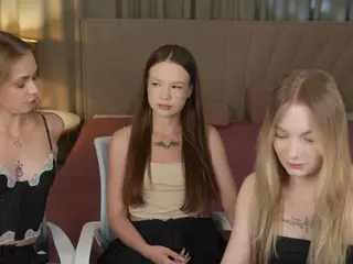 BrightDiamonds's Live Sex Cam Show