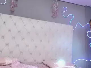 danna-walker's Live Sex Cam Show