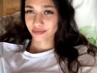 EmmaParabellumsss's Live Sex Cam Show