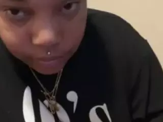 GoddessYonniiii's Live Sex Cam Show