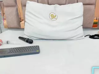 Karol-Lewiss's Live Sex Cam Show