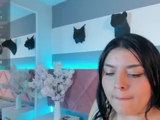 Karolinee's Live Sex Cam Show