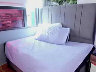 kattefox's Live Sex Cam Show