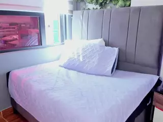 kattefox's Live Sex Cam Show