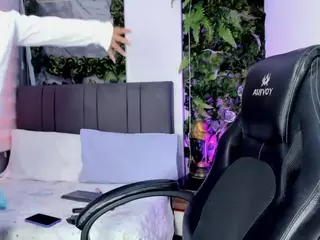 kattefox's Live Sex Cam Show