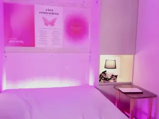 WhitneyBaker's Live Sex Cam Show