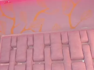 CandyRouse2's Live Sex Cam Show