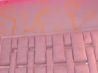 CandyRouse2's Live Sex Cam Show
