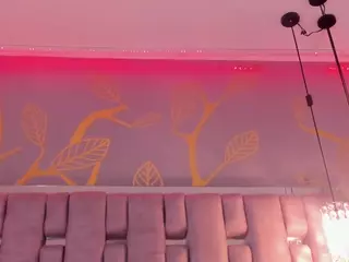 CandyRouse2's Live Sex Cam Show
