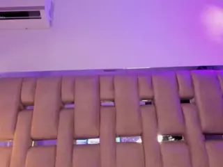 CandyRouse2's Live Sex Cam Show