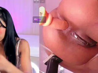 CandyRouse2's Live Sex Cam Show