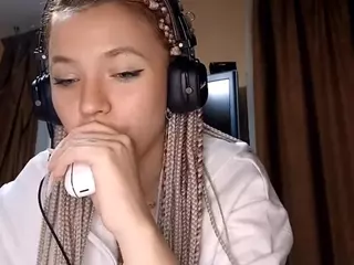 EdaGloss's Live Sex Cam Show