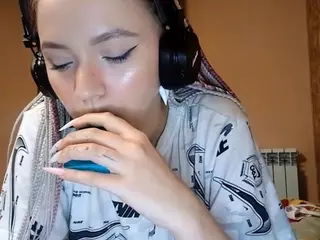 EdaGloss's Live Sex Cam Show