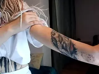 EdaGloss's Live Sex Cam Show