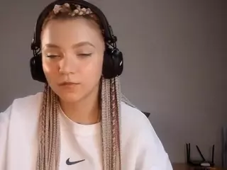 EdaGloss's Live Sex Cam Show