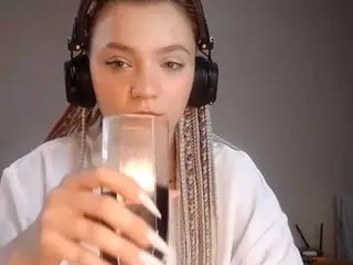 EdaGloss's Live Sex Cam Show