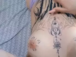 EdaGloss's Live Sex Cam Show