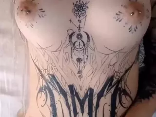 EdaGloss's Live Sex Cam Show
