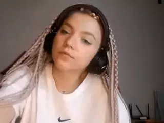 EdaGloss's Live Sex Cam Show
