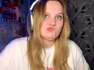 FalineBellas's Live Sex Cam Show