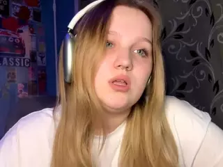 FalineBellas's Live Sex Cam Show