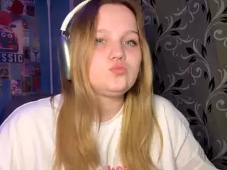 FalineBellas's Live Sex Cam Show