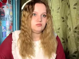 FalineBellas's Live Sex Cam Show