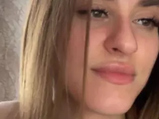 LynneCaudle's Live Sex Cam Show