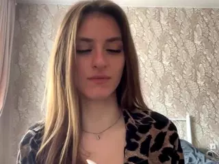 LynneCaudle's Live Sex Cam Show