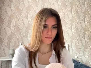 LynneCaudle's Live Sex Cam Show