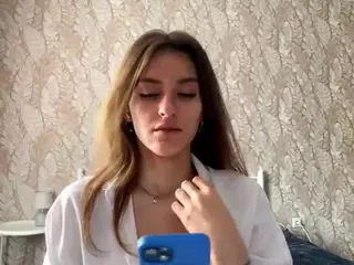 LynneCaudle's Live Sex Cam Show