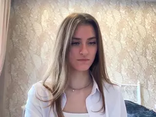 LynneCaudle's Live Sex Cam Show