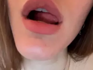 LynneCaudle's Live Sex Cam Show
