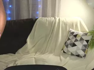 meow-mellie's Live Sex Cam Show