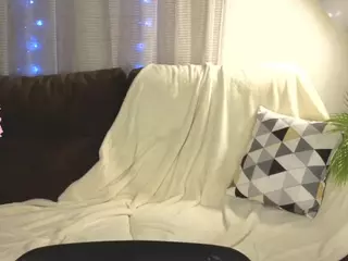 meow-mellie's Live Sex Cam Show