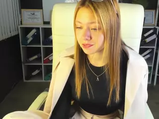 meow-mellie's Live Sex Cam Show